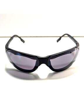 Foster Grant Sunglasses Encompass KM0507 Wrap Black Plastic Frames Purple Lense
